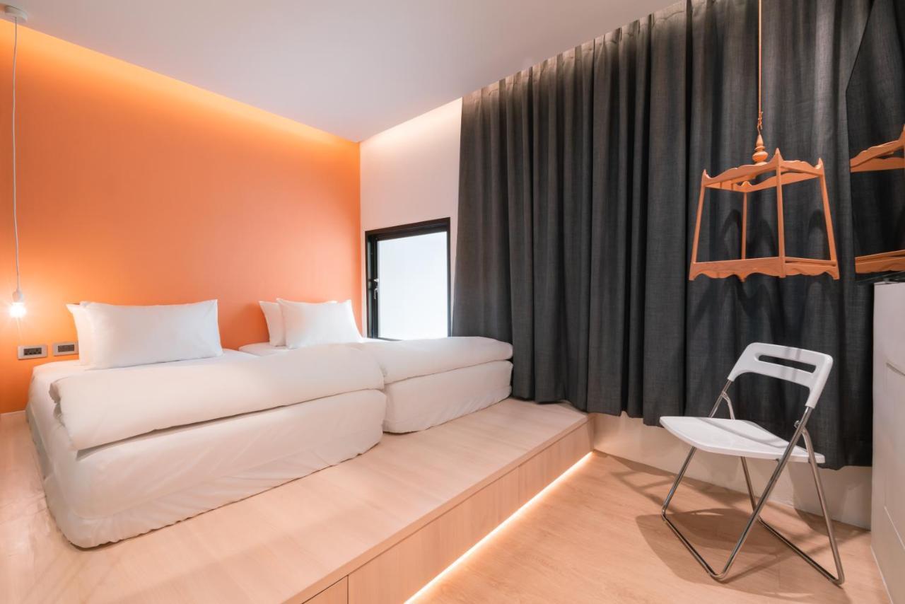 Speck Bangkok Hostel Eksteriør bilde