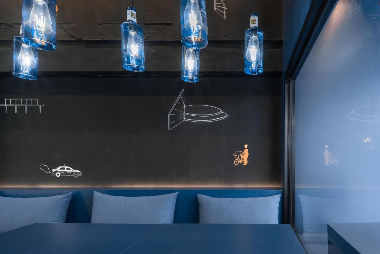 Speck Bangkok Hostel Eksteriør bilde