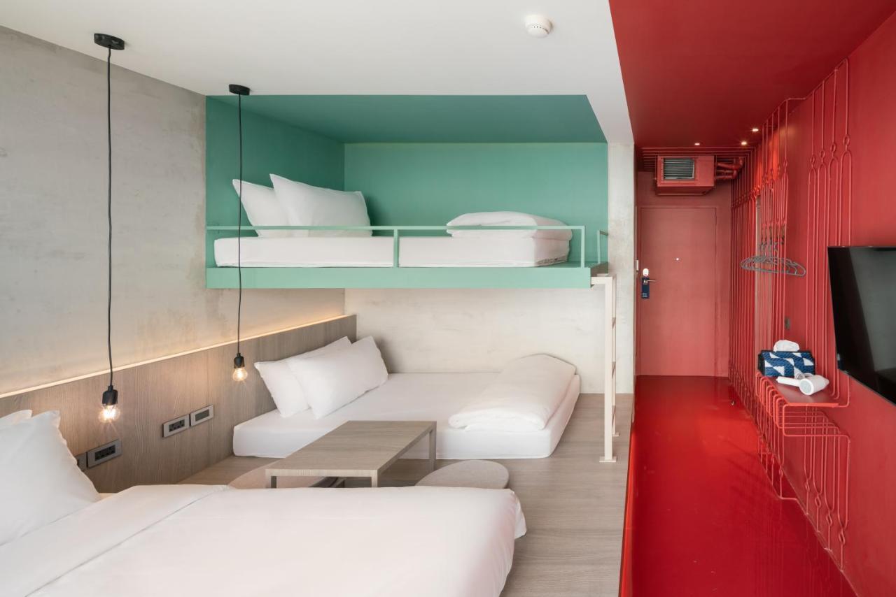 Speck Bangkok Hostel Eksteriør bilde